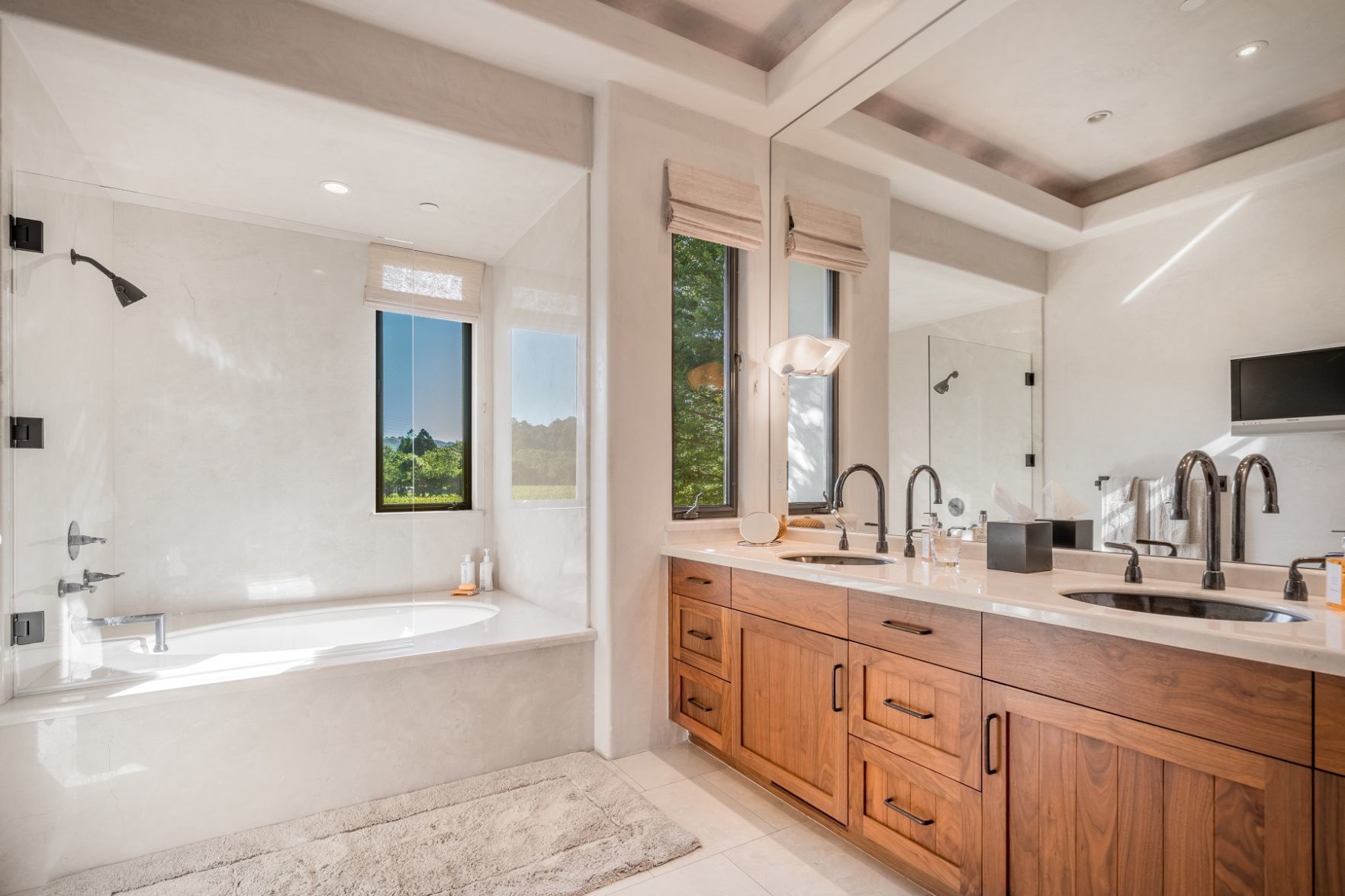 The Napa Valley Hunt Estate